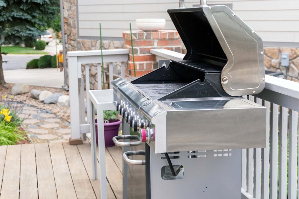 how-to-connect-a-propane-tank-to-a-grill-4-steps-barbehow